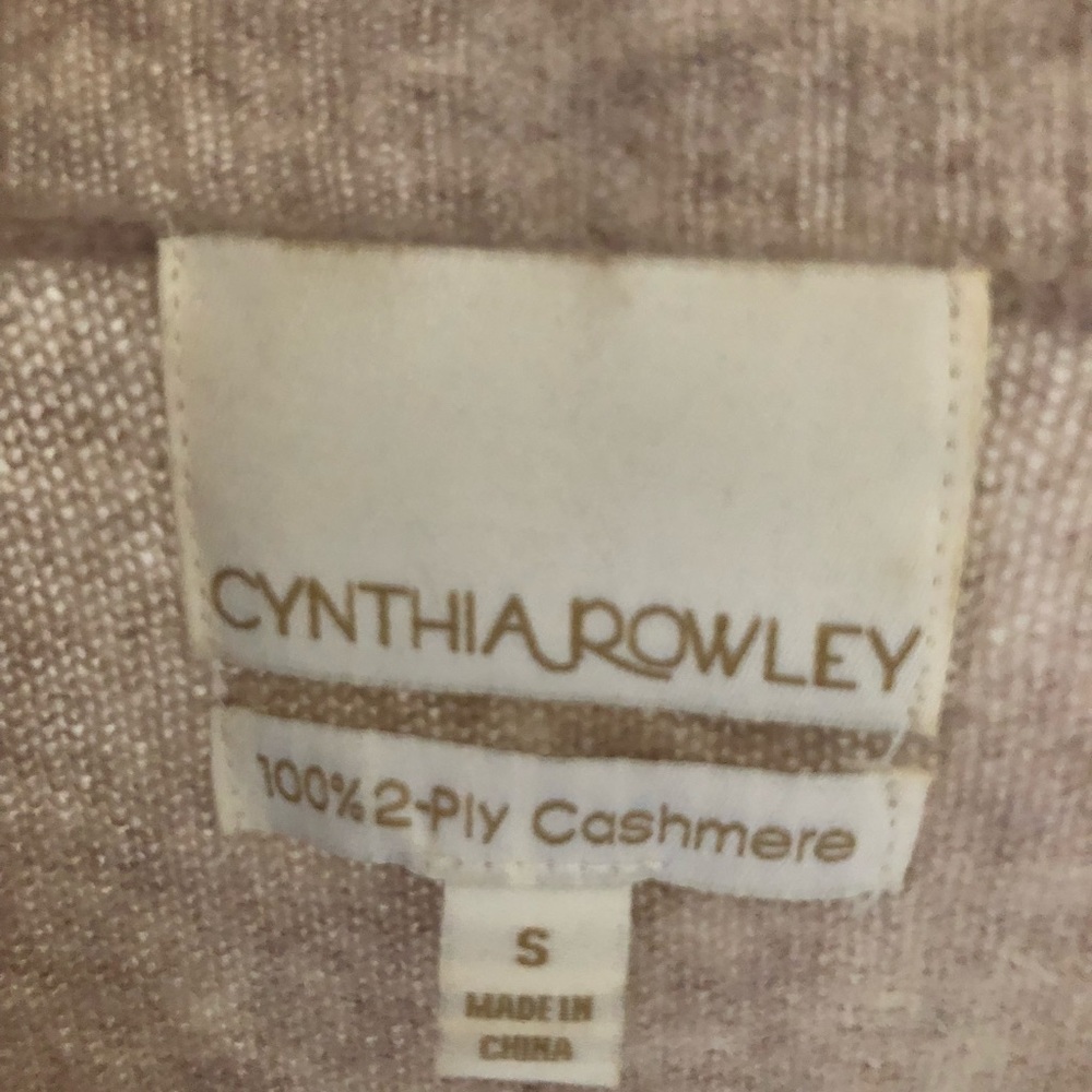 Cashmere sweater